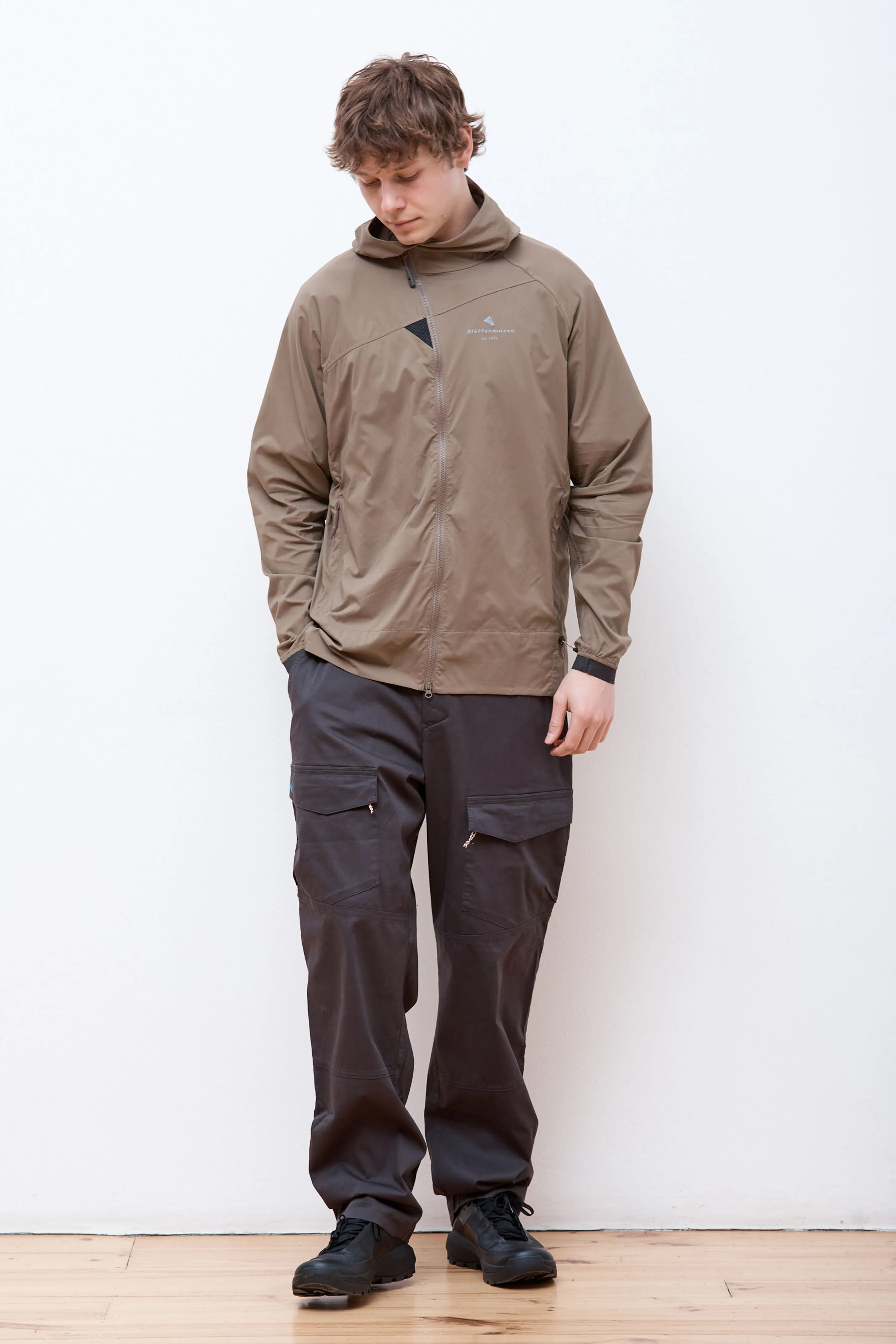 74 Levitend Active Hooded Jacket Dark Khaki